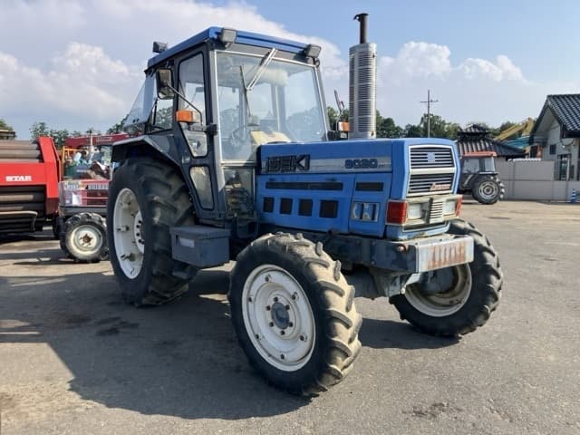 Tractor — Auction (lot 8458-3839)