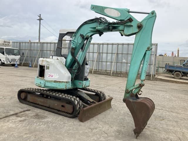MINI EXCAVATOR — Auction (lot 8458-384)