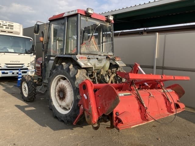 Tractor — Auction (lot 8458-3842)