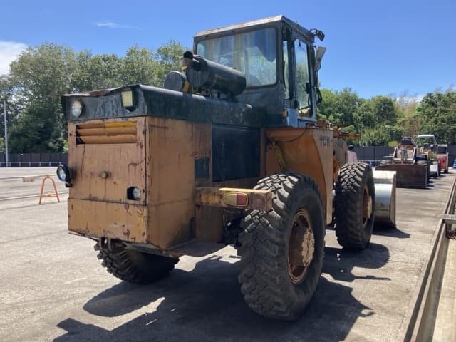WHEEL LOADER — Auction (lot 8458-385)