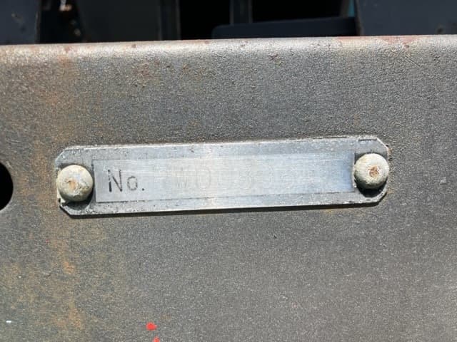 MINI EXCAVATOR — Auction (lot 8458-387)