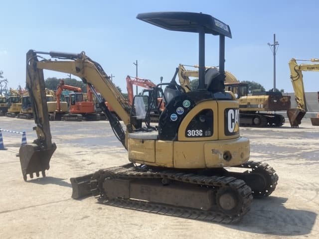 MINI EXCAVATOR — Auction (lot 8458-39)