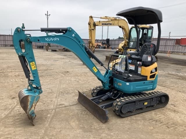 MINI EXCAVATOR — Auction (lot 8458-391)