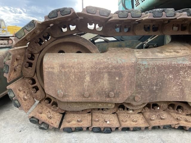 EXCAVATOR — Auction (lot 8458-396)