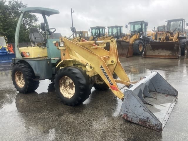 MINI WHEEL LOADER — Auction (lot 8458-397)