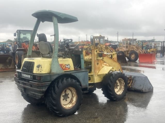 MINI WHEEL LOADER — Auction (lot 8458-397)