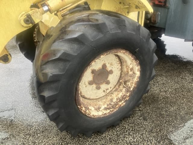 MINI WHEEL LOADER — Auction (lot 8458-397)