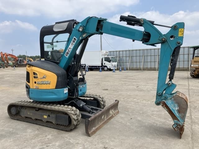 MINI EXCAVATOR — Auction (lot 8458-4)