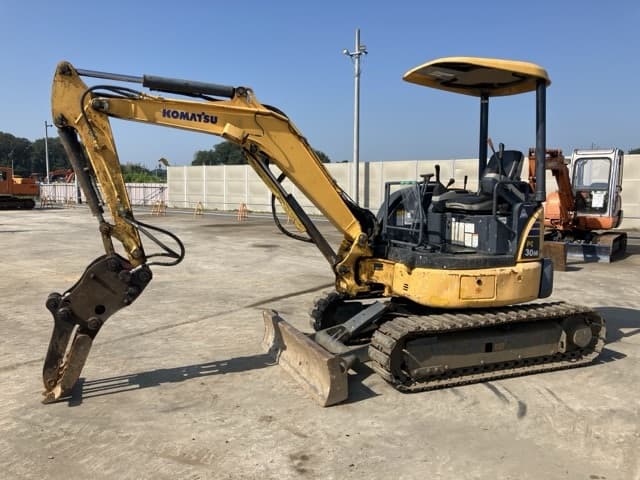 MINI EXCAVATOR — Auction (lot 8458-40)