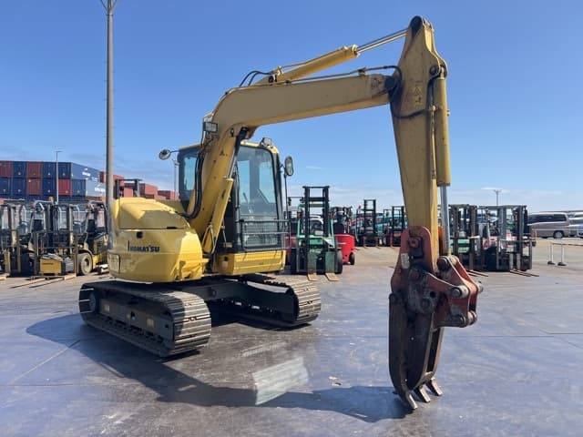 EXCAVATOR — Auction (lot 8458-40001)