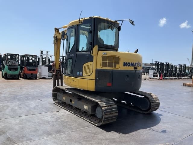 EXCAVATOR — Auction (lot 8458-40001)