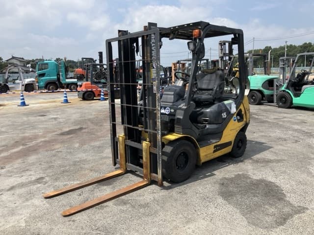 Forklift — Auction (lot 8458-4002)