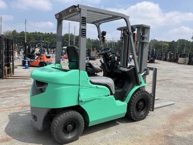 Forklift — Auction (lot 8458-4004)