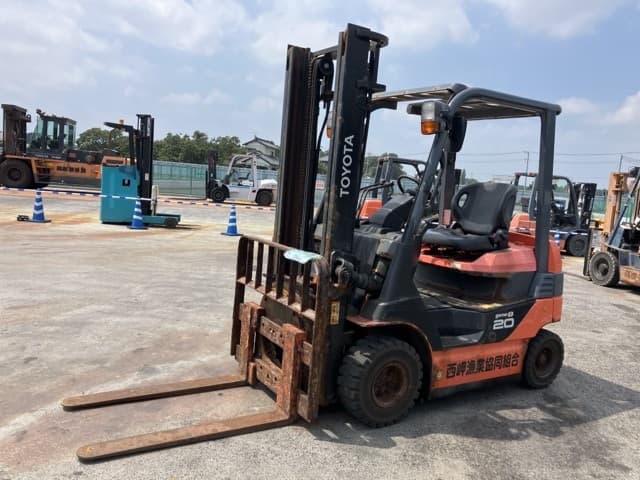 Battery Forklift — Auction (lot 8458-4006)