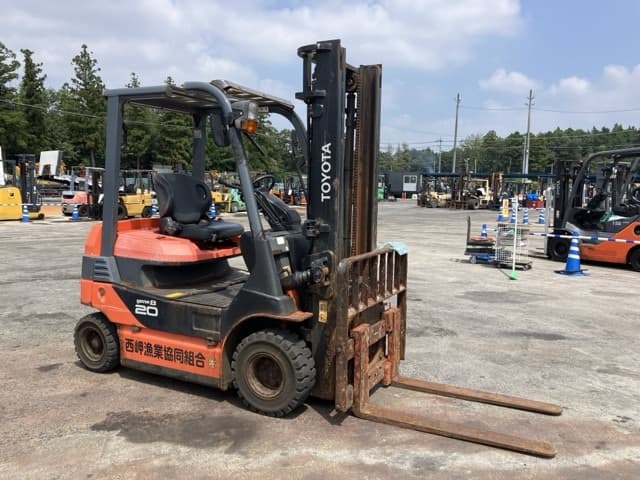 Battery Forklift — Auction (lot 8458-4006)