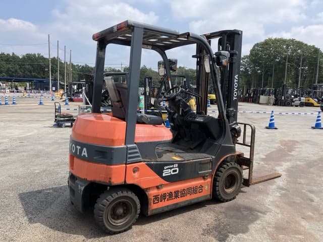 Battery Forklift — Auction (lot 8458-4006)
