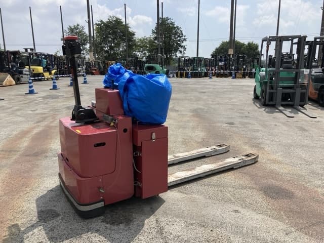 Battery Forklift — Auction (lot 8458-4008)