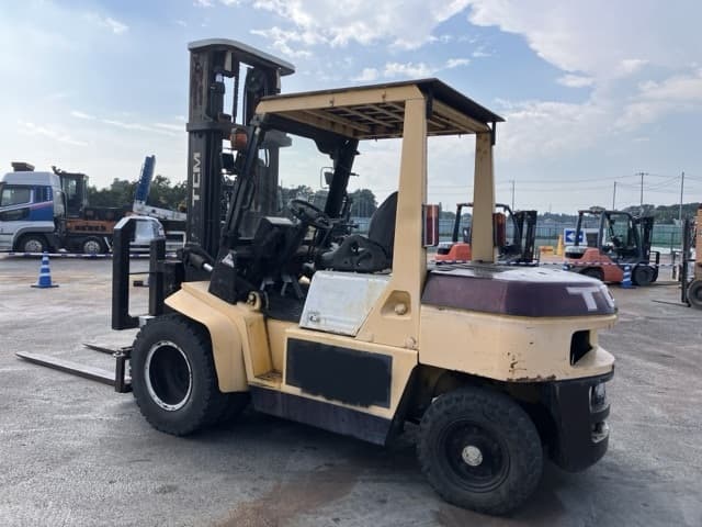 Forklift — Auction (lot 8458-4010)