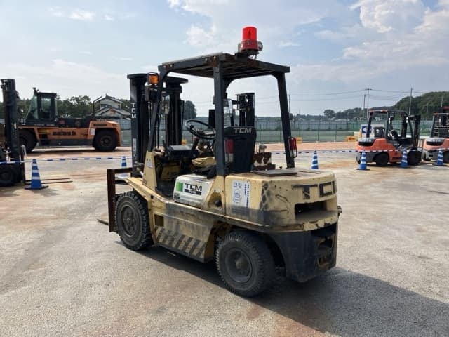 Forklift — Auction (lot 8458-4013)
