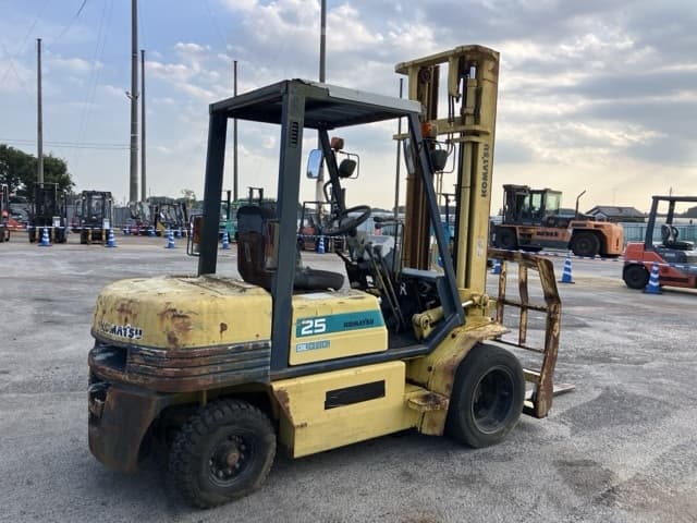 Forklift — Auction (lot 8458-4020)