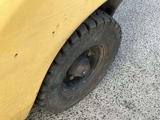 Forklift — Auction (lot 8458-4026)