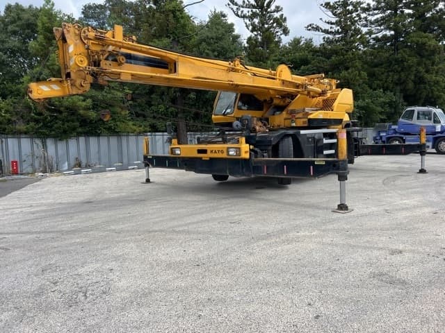 Rough Terrain Crane — Auction (lot 8458-403)