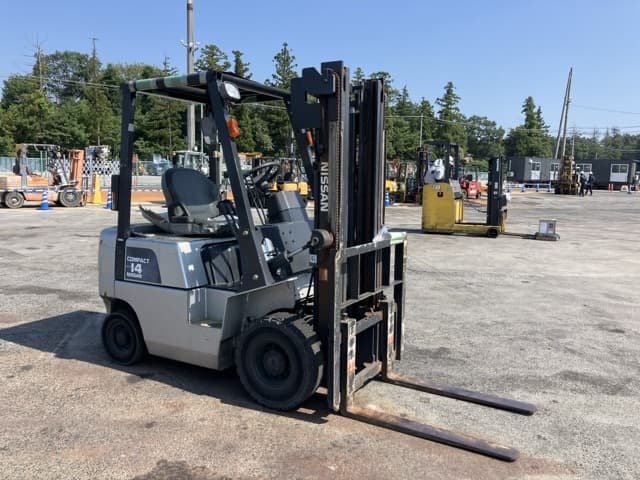 Forklift — Auction (lot 8458-4030)