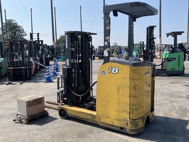 Reach Forklift — Auction (lot 8458-4031)