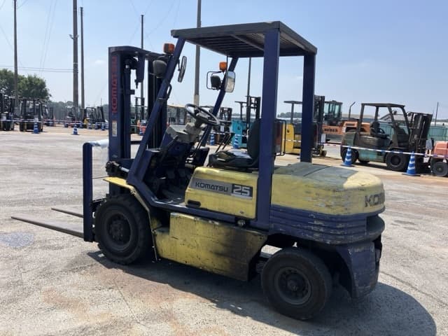 Forklift — Auction (lot 8458-4032)