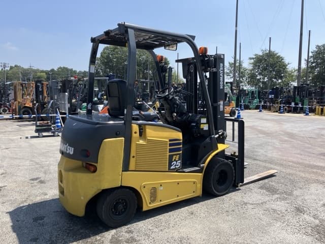 Battery Forklift — Auction (lot 8458-4033)