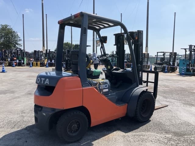 Forklift — Auction (lot 8458-4036)