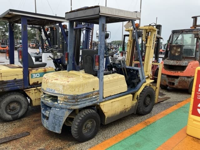 Forklift — Auction (lot 8458-4040)