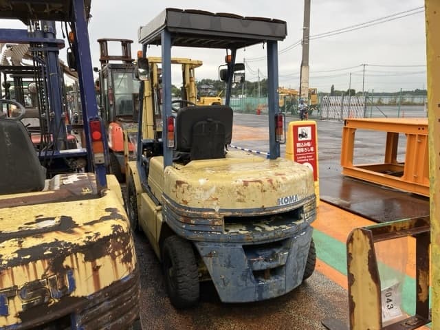 Forklift — Auction (lot 8458-4040)