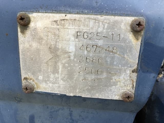 Forklift — Auction (lot 8458-4040)
