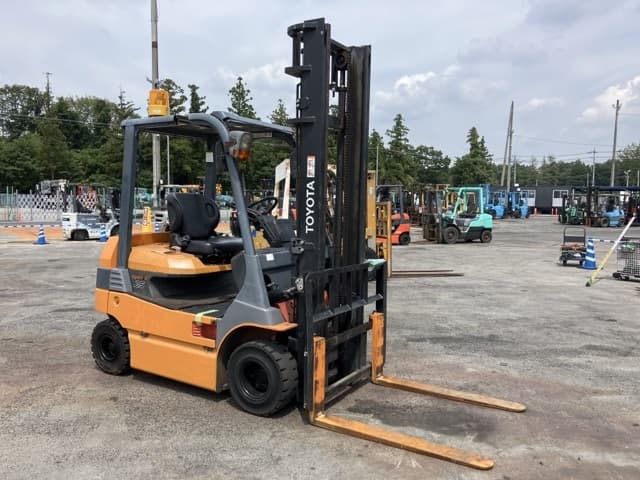 Battery Forklift — Auction (lot 8458-4047)