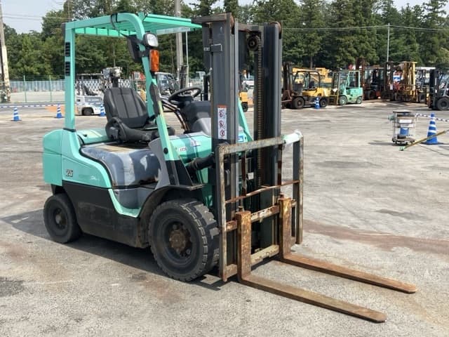 Forklift — Auction (lot 8458-4049)