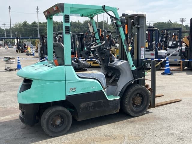 Forklift — Auction (lot 8458-4049)