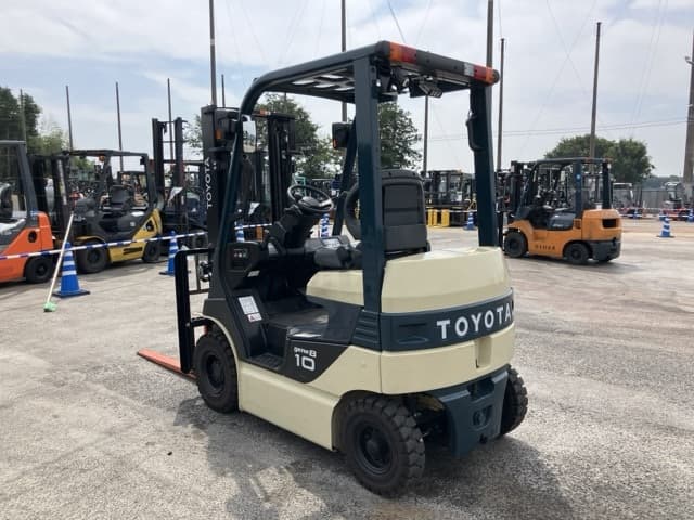 Battery Forklift — Auction (lot 8458-4052)