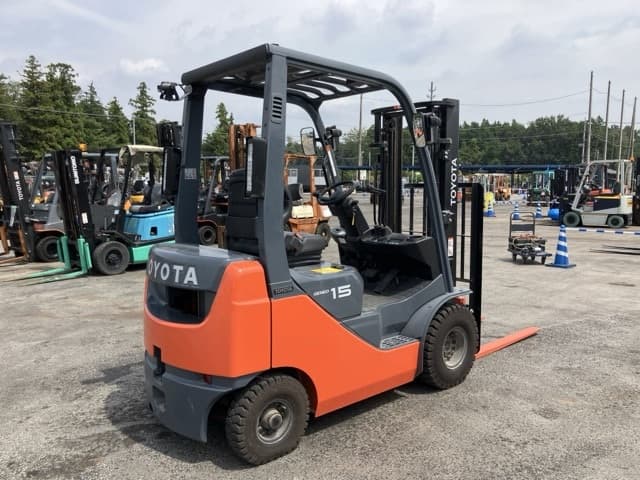 Forklift — Auction (lot 8458-4058)