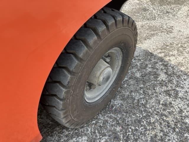 Forklift — Auction (lot 8458-4058)
