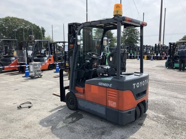Battery Forklift — Auction (lot 8458-4059)