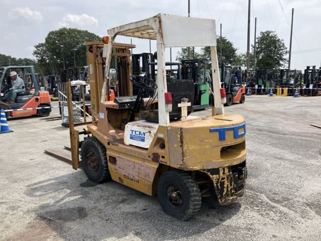 Forklift — Auction (lot 8458-4061)