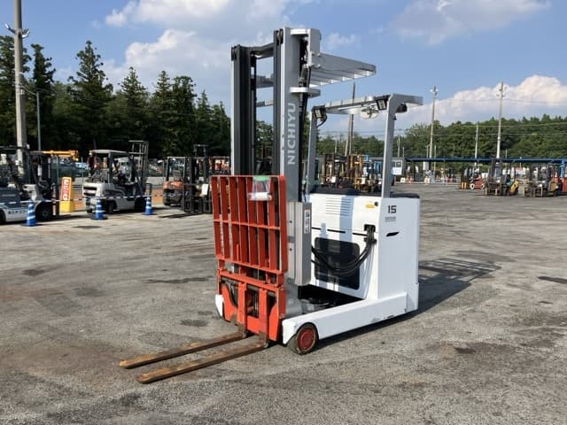Reach Forklift — Auction (lot 8458-4078)