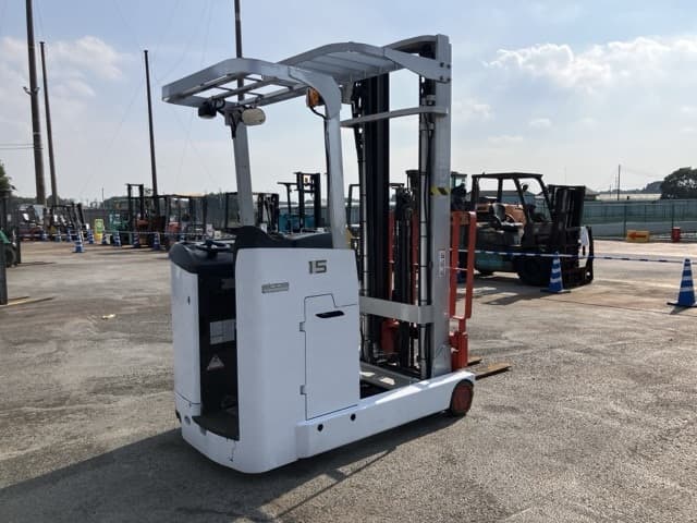 Reach Forklift — Auction (lot 8458-4078)