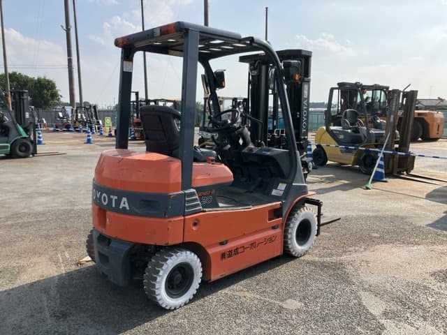 Battery Forklift — Auction (lot 8458-4079)