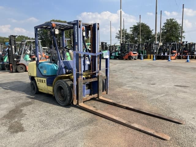 Forklift — Auction (lot 8458-4082)