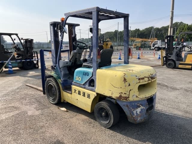 Forklift — Auction (lot 8458-4082)