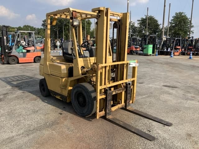 Forklift — Auction (lot 8458-4083)