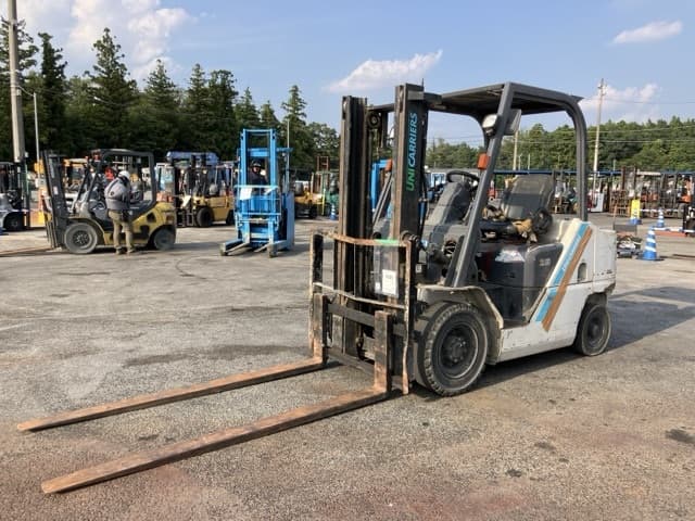 Forklift — Auction (lot 8458-4084)