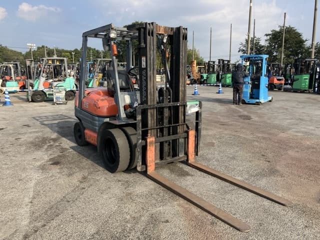 Forklift — Auction (lot 8458-4088)